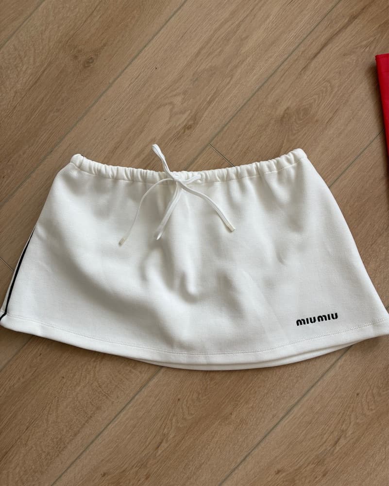 Miu Miu White Skirt  - Image 2