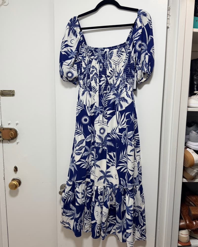 Smocked Puff Sleeve Midi Dress - Image 4
