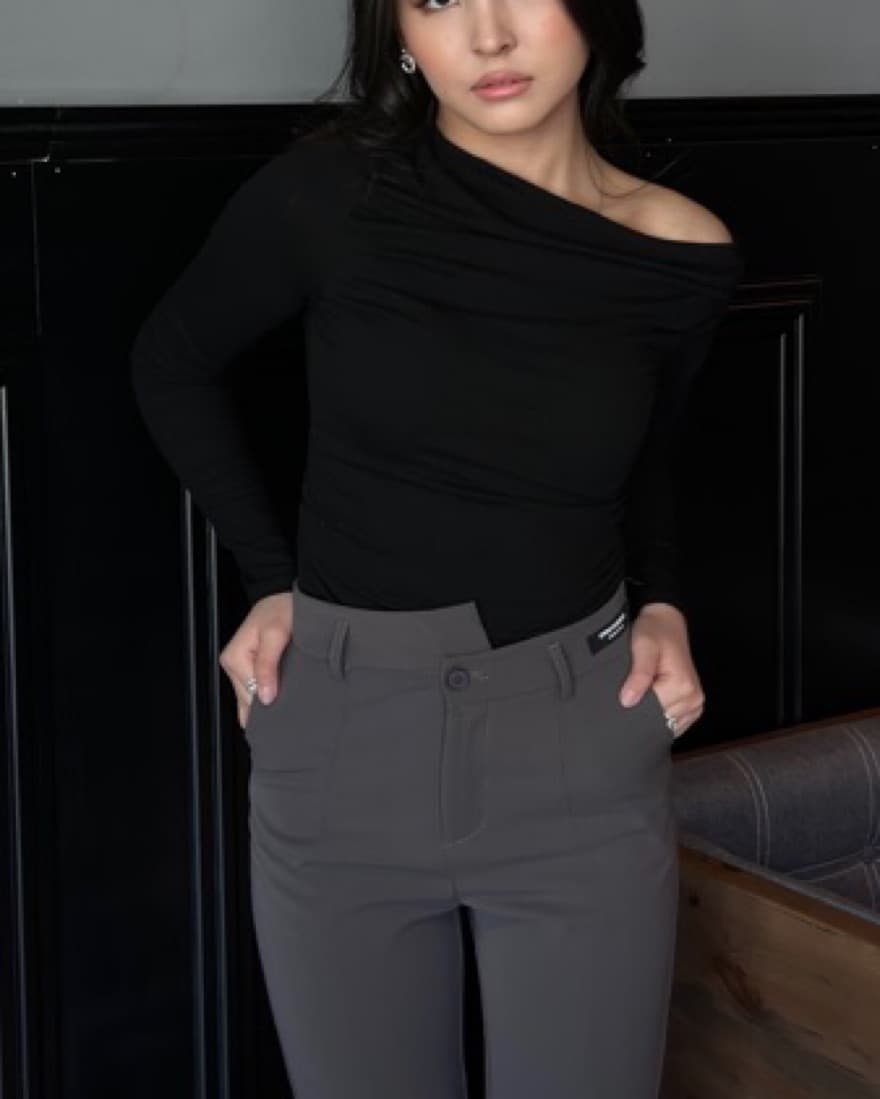Black Off Shoulder Knit Ruched Top - Image 6