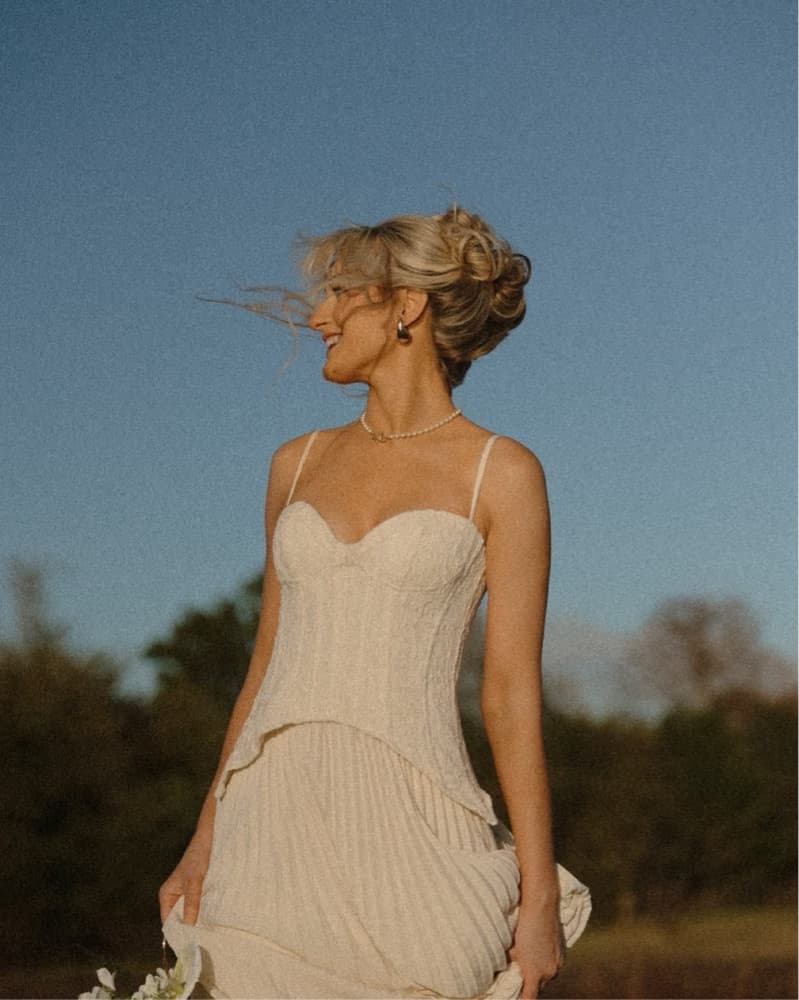 Chantilly lace basque corset Gown - Image 1