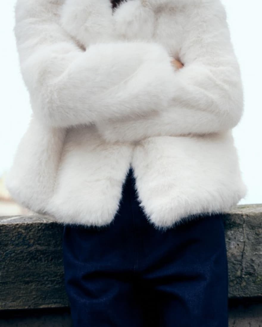 Zara Faux Fur Jacket - Image 3