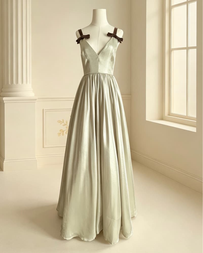 Elegant Satin Gown – Event / Dinner Dres - Image 1