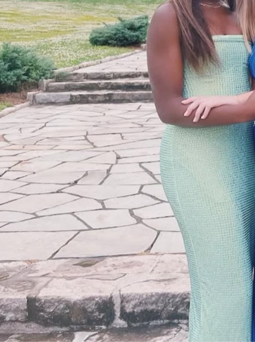Elegant Mint Green Bodycon Dress - Image 3