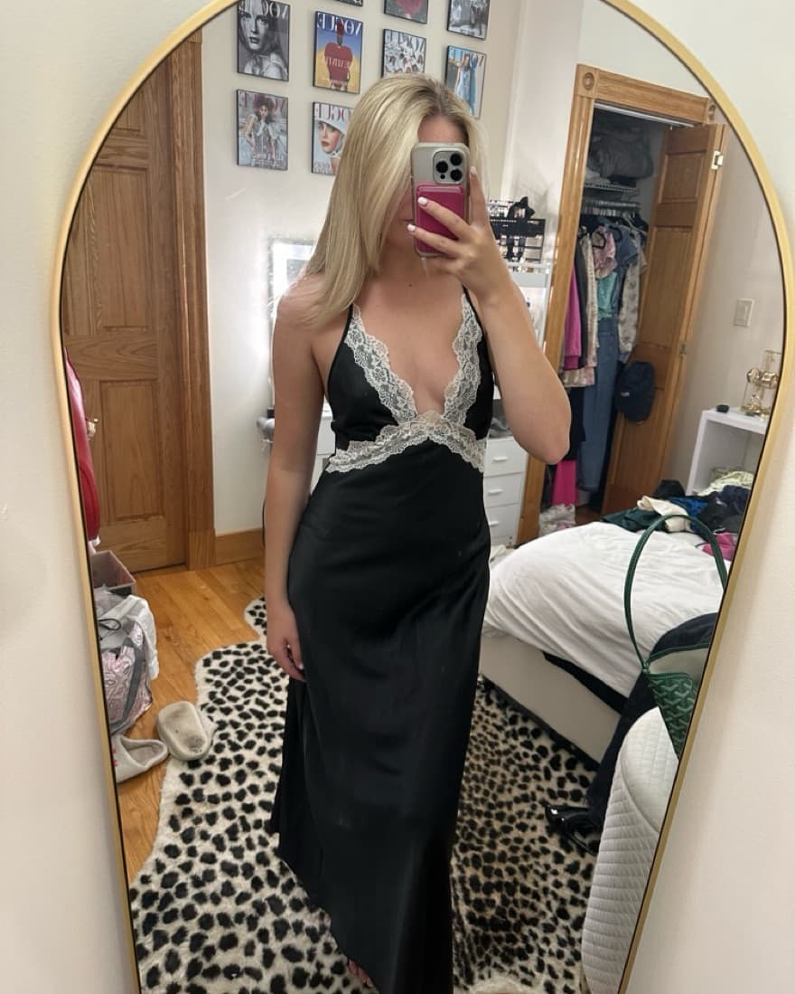 Black Dress - Image 2