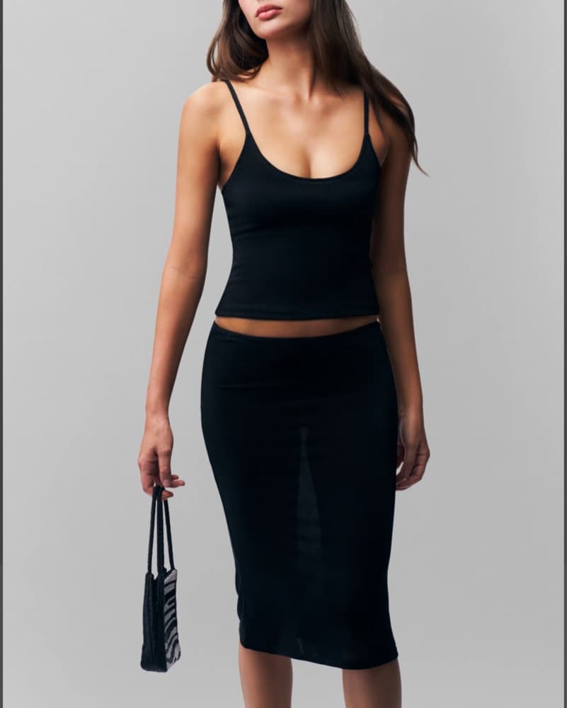Danielle Guizio Black Set - Image 4