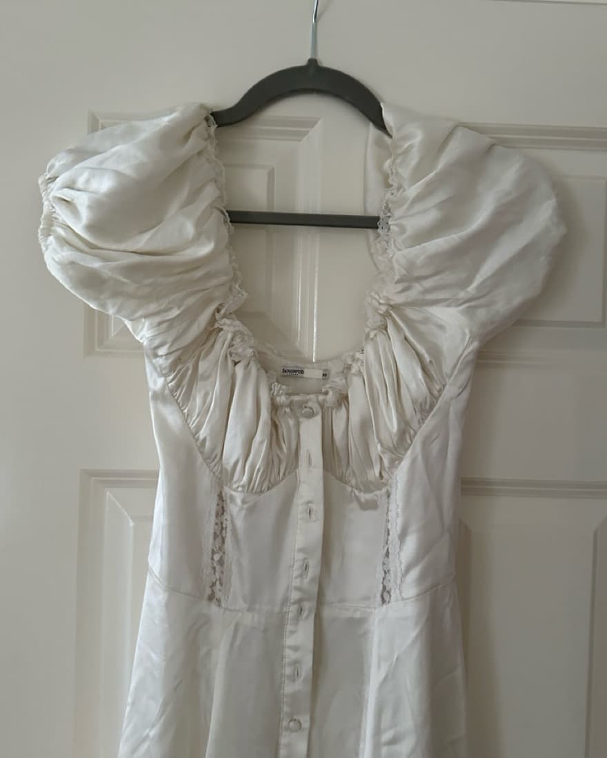 House Of CB Ivory Lace Midi Dress - Image 4