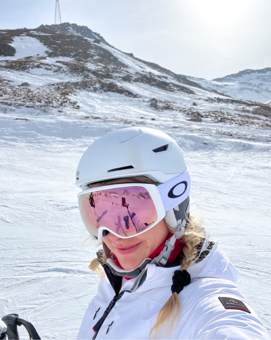 Black & White Ski Jacket And Ski Pants - Image 5
