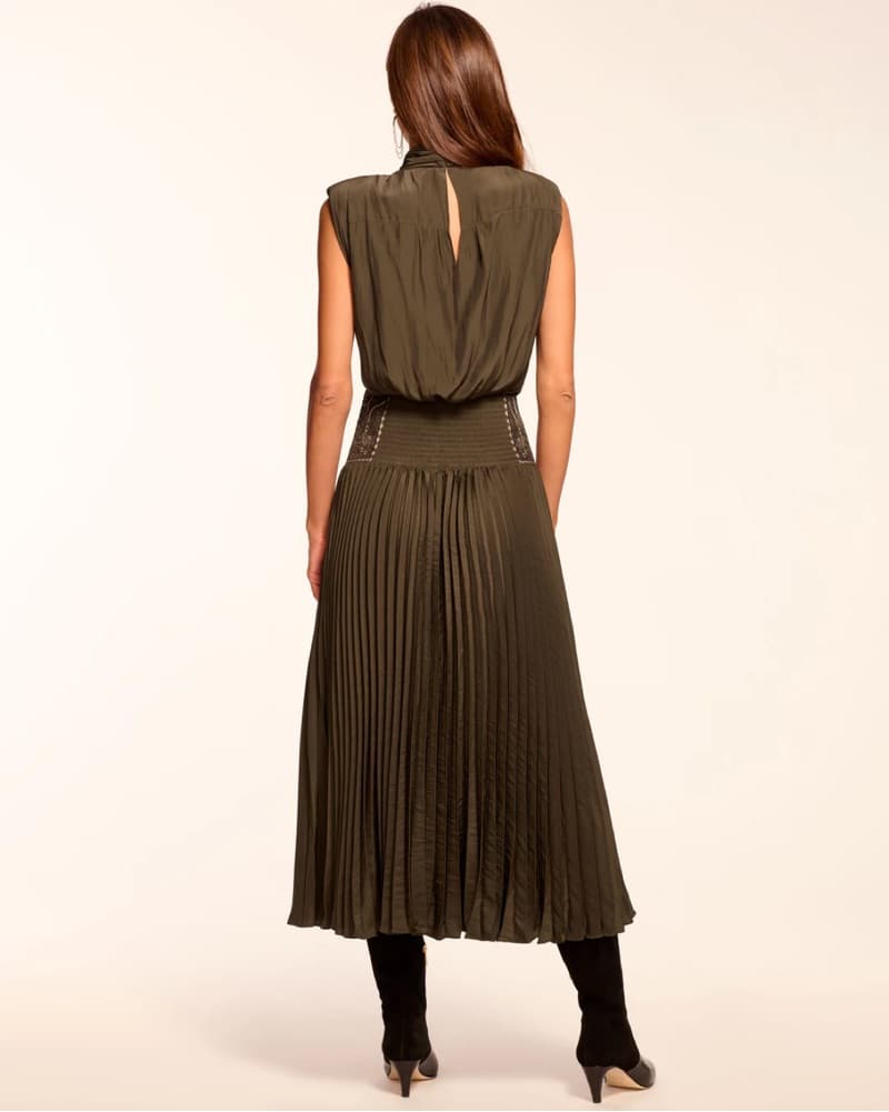 Structured Shoulders Mock Neck Pleated  - Image 4