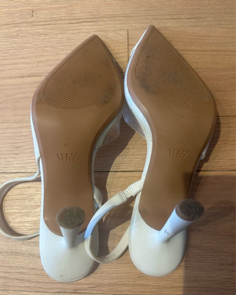White Pointy Heel - Image 4
