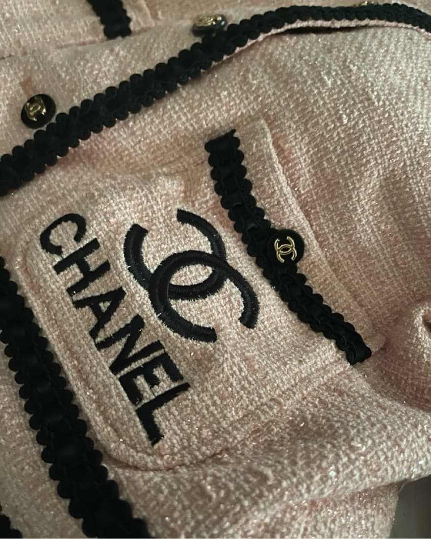Vintage Chanel tweed embroidered jacket  - Image 6