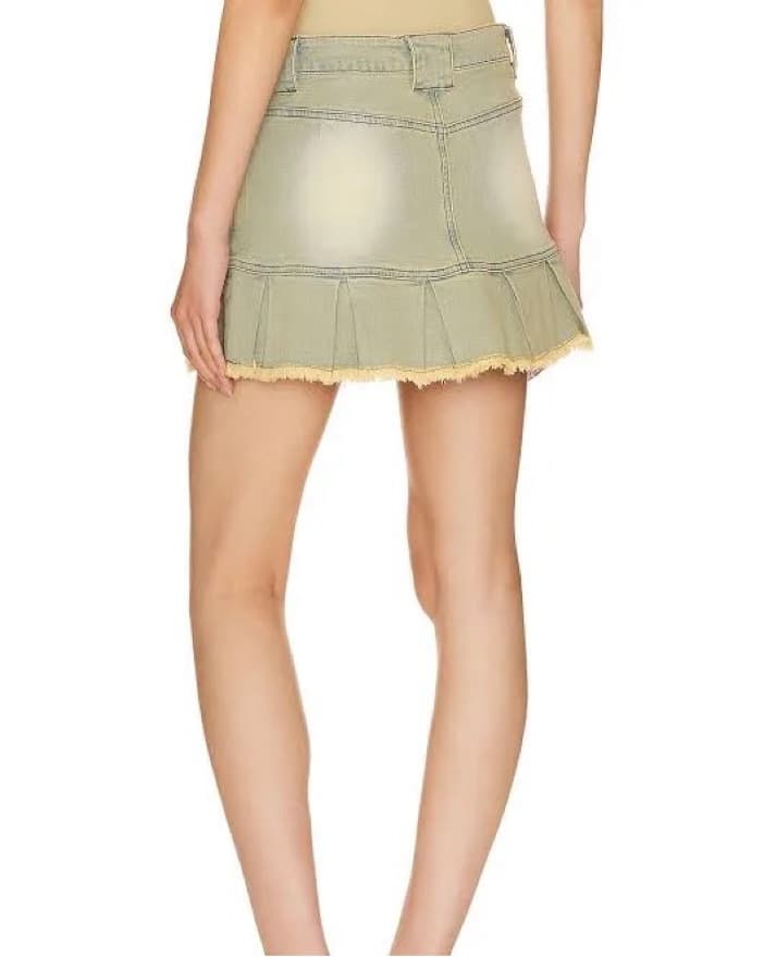 Superdown Cindy Pleated Mini Skirt - Image 2