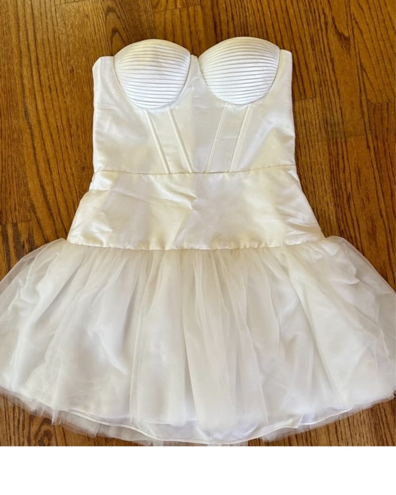 Adeirlina white Celesteial Dress - Image 4