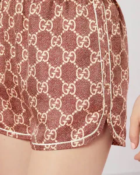 Gucci Burgundy Silk Shorts - Image 2