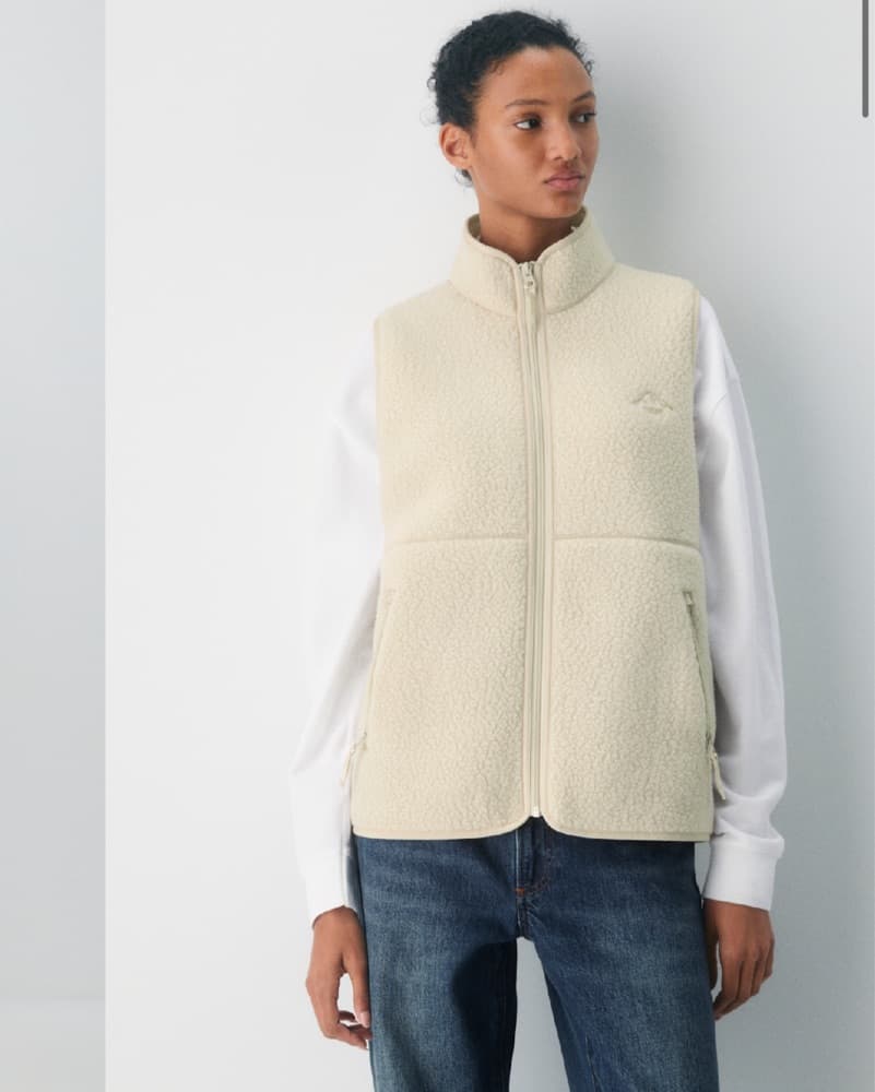 Artzia Vest - Image 4