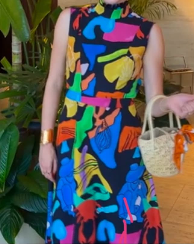 De Loreta Vibrant Backless Midi Dress - Image 2