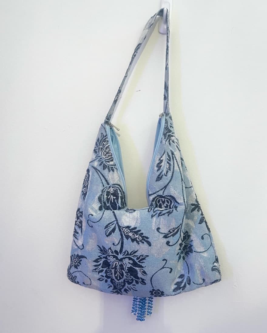 Blue Sparkly Y2K Purse - Image 2