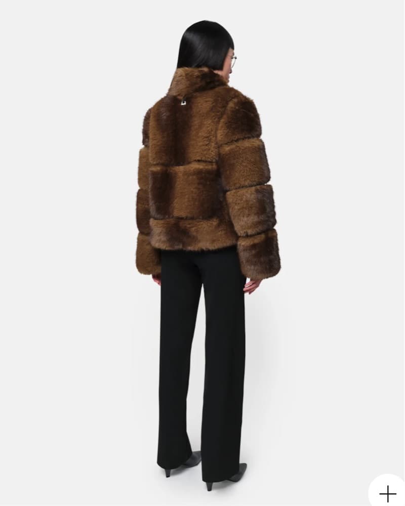 Apparis SAI Fur Coat - Image 3