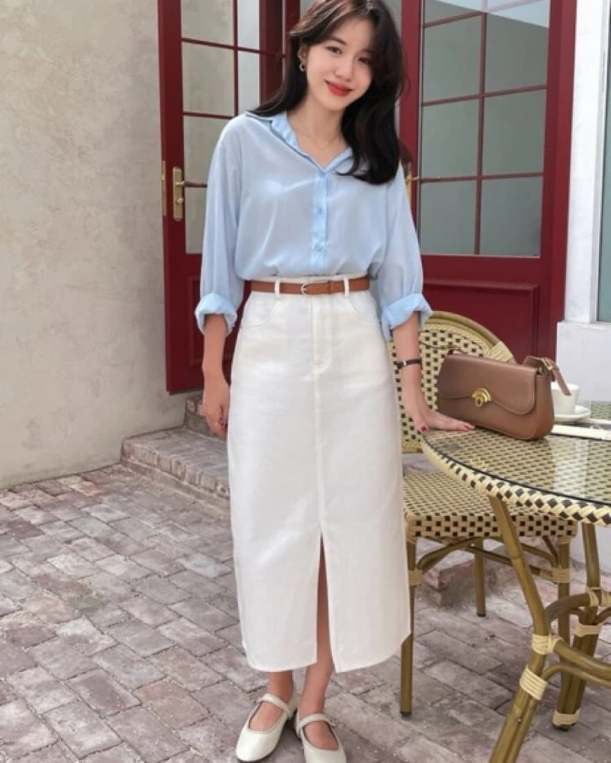 Crisp White Midi Skirt with Belt - Image 3