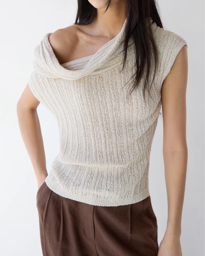 Chic Knit Cropped Sweater - Image 1