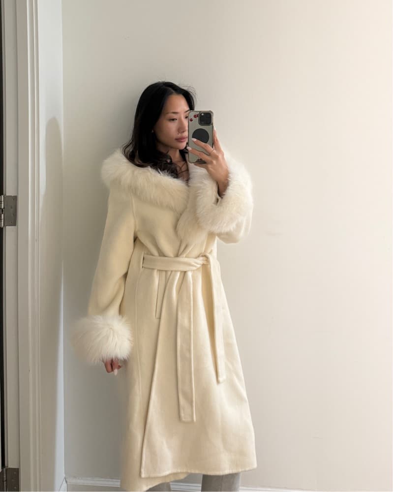 Max Mara Cream Coat  - Image 4