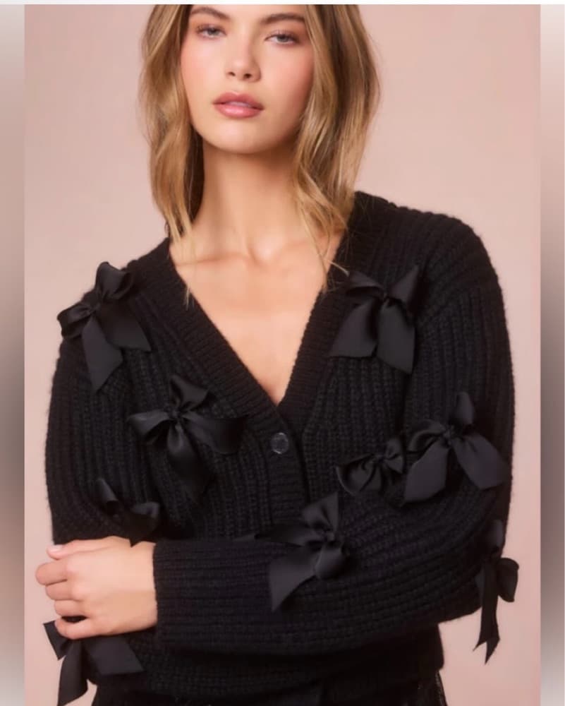 Elegant Bow-Detailed Black Cardigan - Image 2