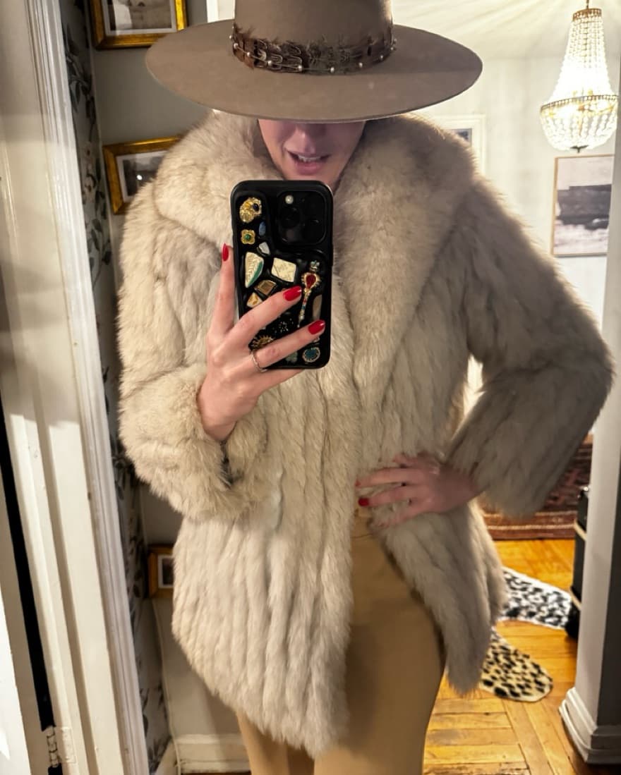 Luxurious Fox Fur Jacket by Jacques Aran - Image 5