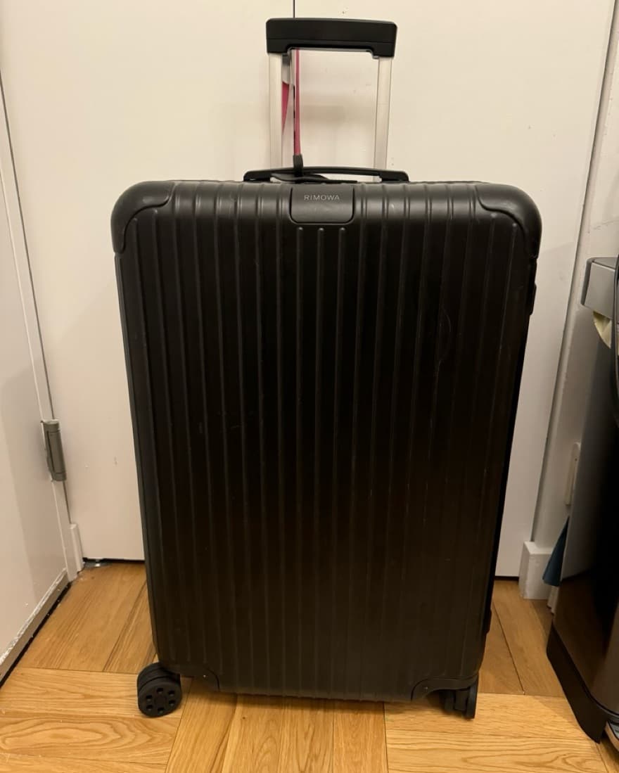 Rimowa Essential Check-In L Suitcase - Image 3