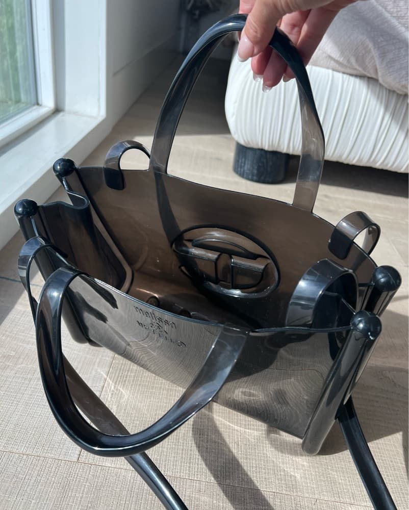 Telfar + Melissa Collab Tote Bag - Image 3