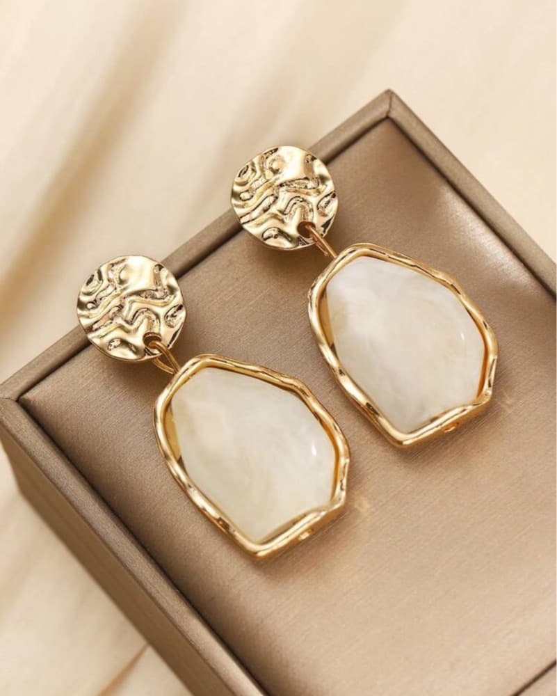 Chic Statement Earrings - Image 2