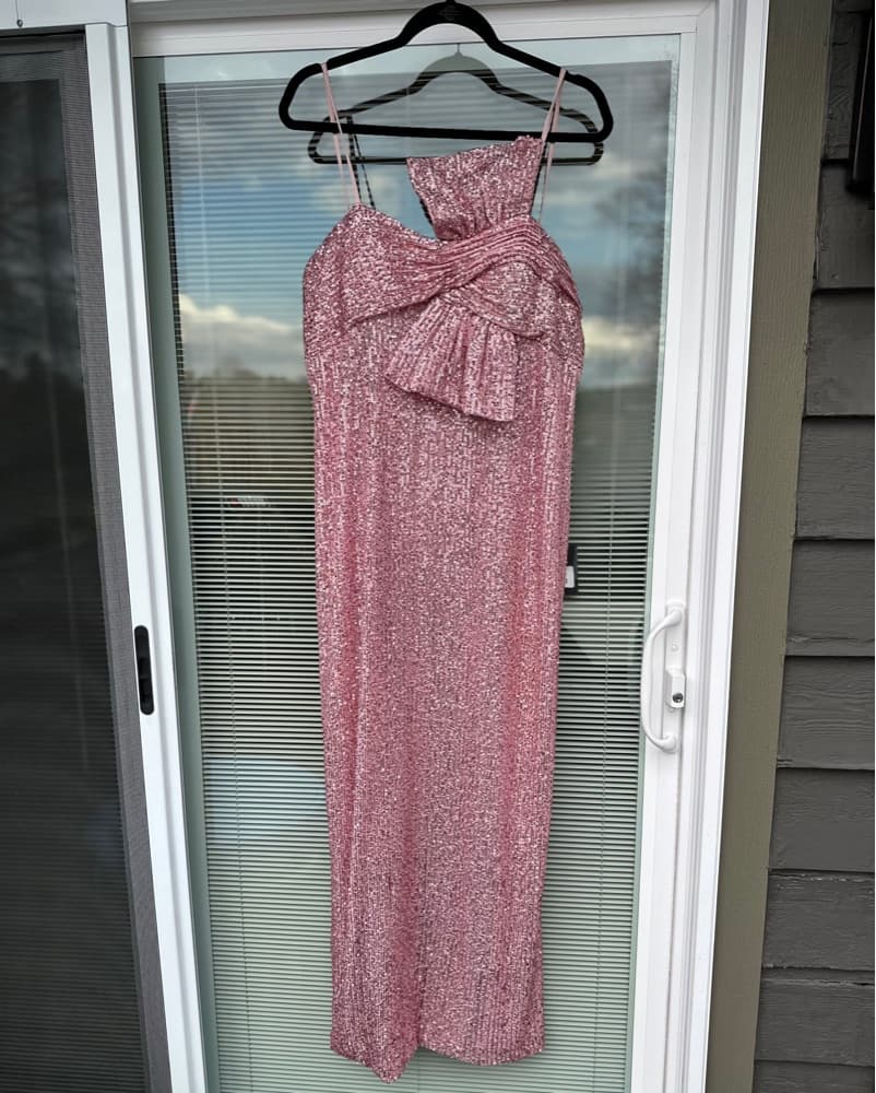 Mac Duggal x Ieena Sequin Bow Dress - Image 4