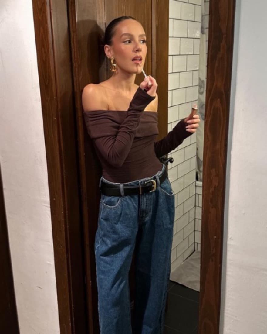 TUNCHY Off The Shoulder Top And Bralette - Image 1