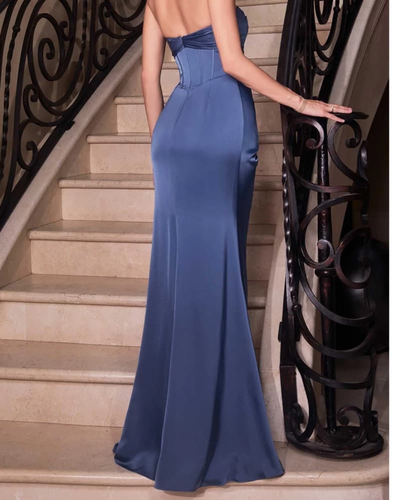 Elegant Black Strapless Gown with Thigh Slit - Image 3