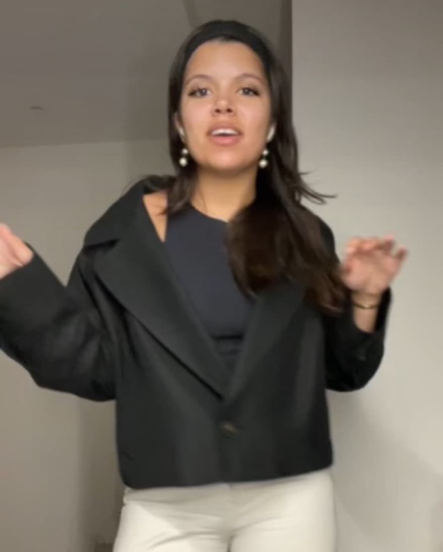 $500 Vince Linen Blazer - Image 2