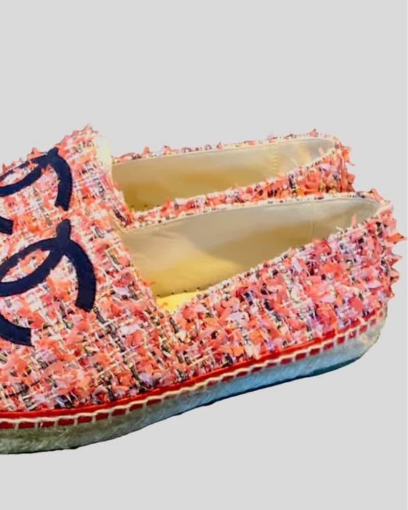 Chanel 21C Coral Tweed Grosgrain CC-Logo - Image 6