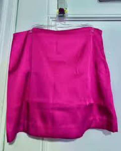 H&M Pink Skirt  - Image 2
