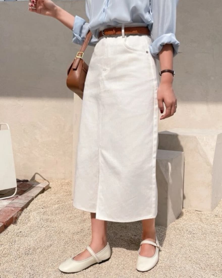 Crisp White Midi Skirt with Belt - Image 4