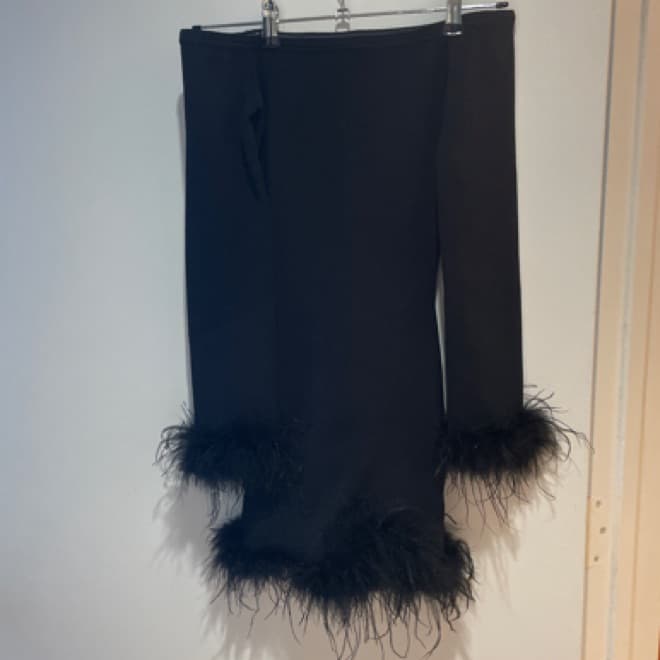 Black Off The Shoulder Long Sleeve Dress - Image 2