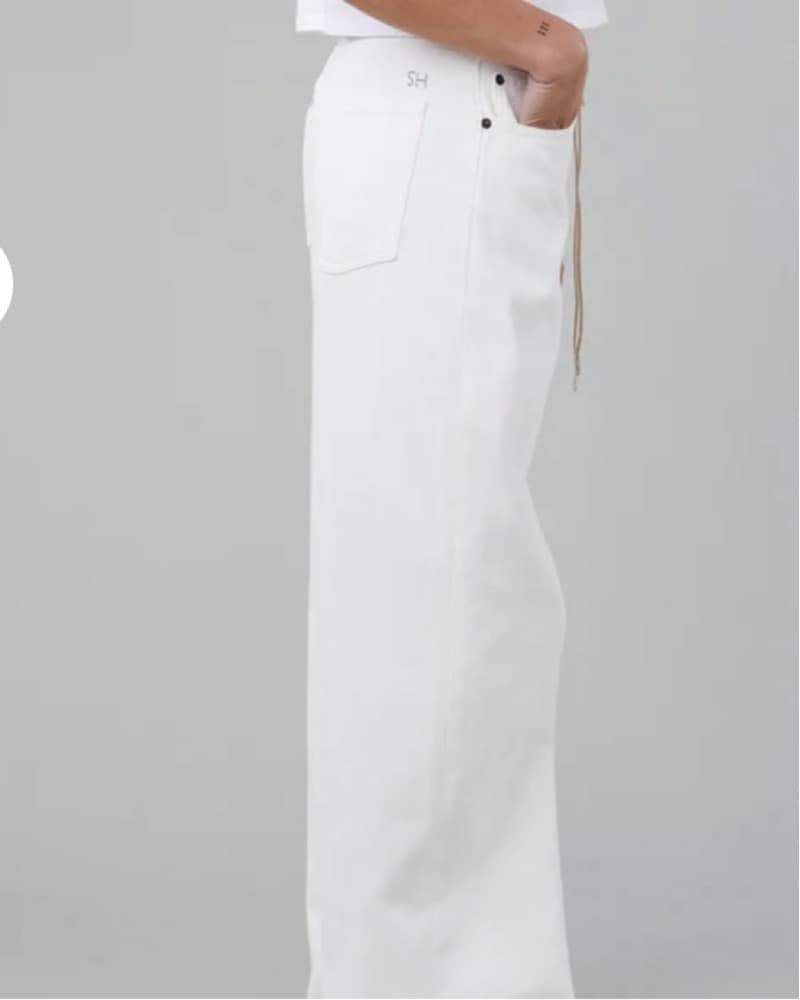 Still Here Cool Girl Low Rise Jeans - Image 4