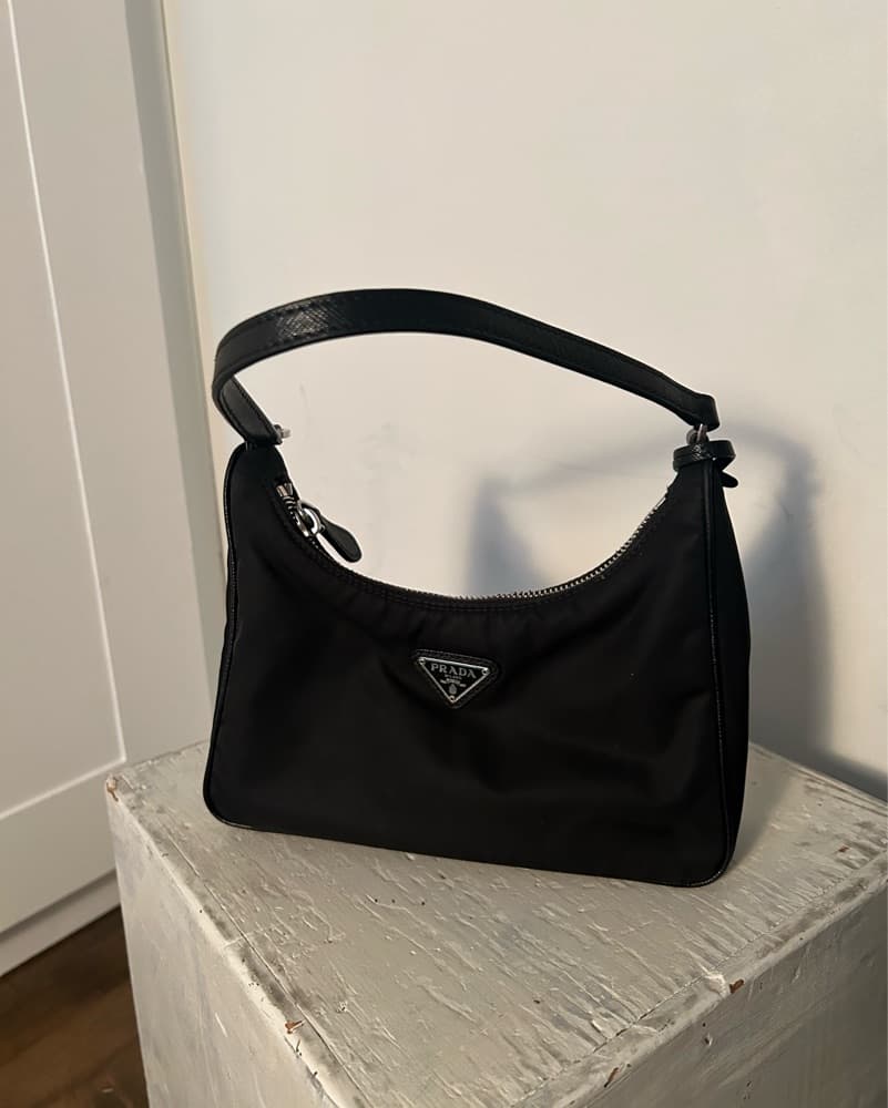Prada Re-Edition Black Nylon Bag - Image 3