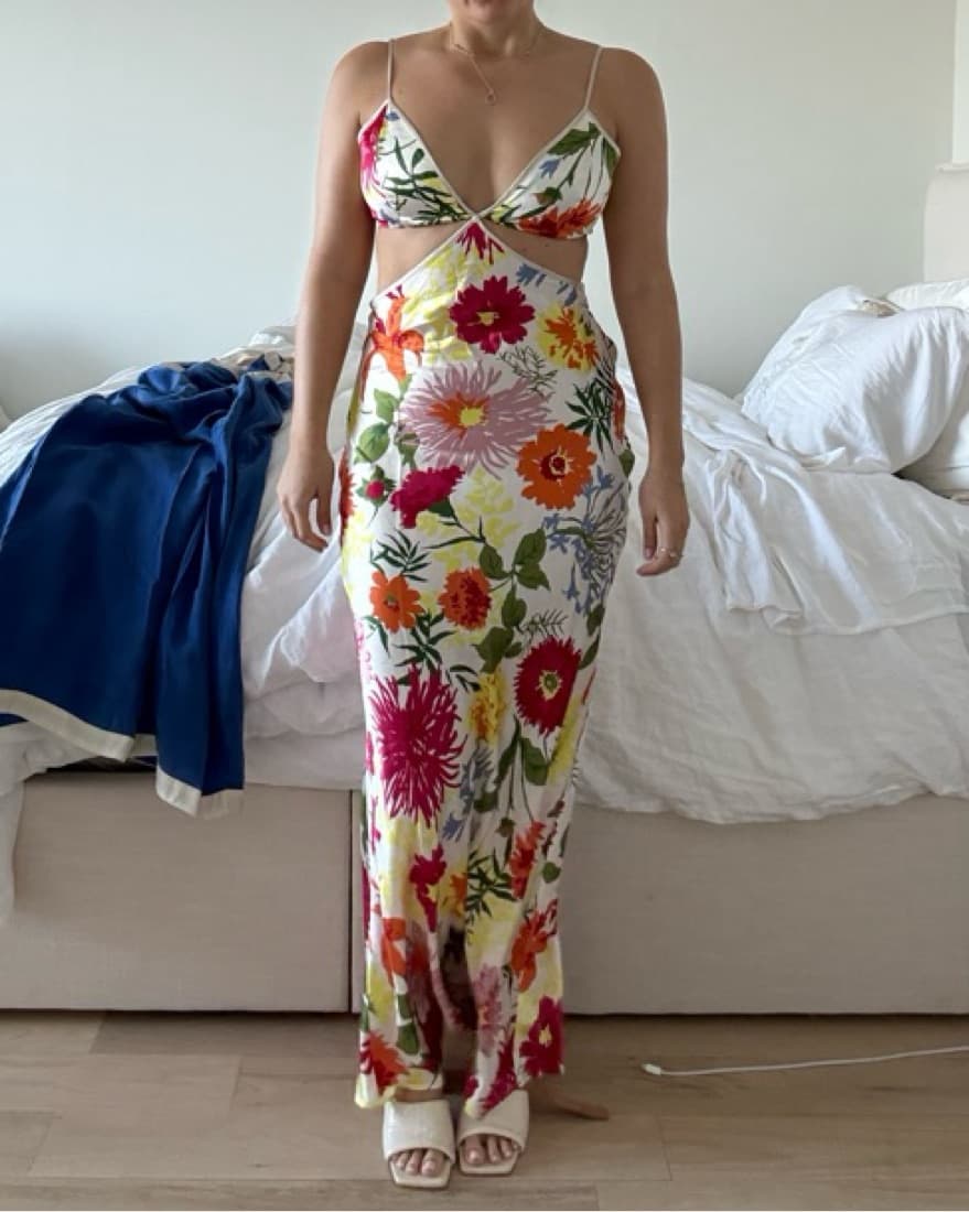 Floral Cutout Ref dress  - Image 3