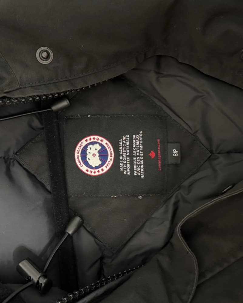 Canada Goose Victoria Parka - Image 5