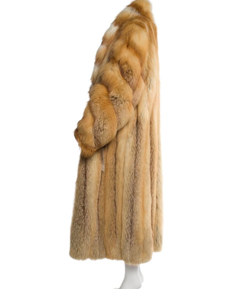 Vintage  Fur Coat - Image 2