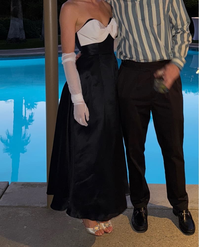 Carolina Herrera Strapless Dress - Image 4