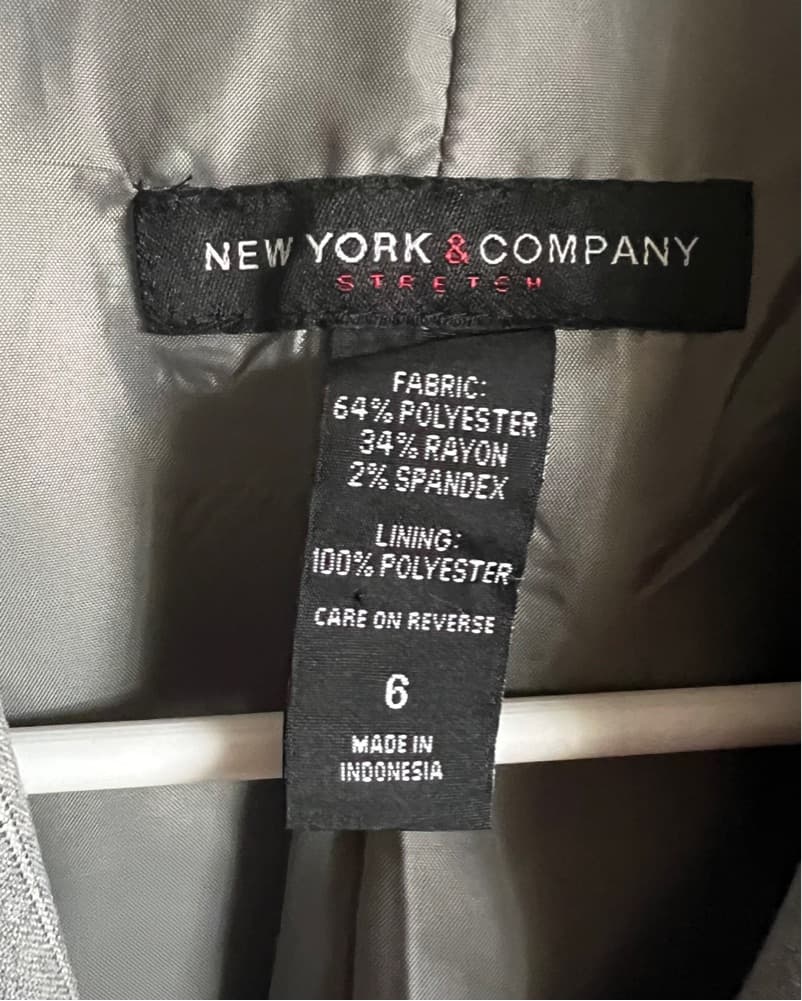 Chic Grey Pinstriped Blazer - Image 4