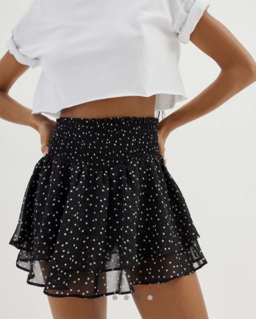 UO Ciara Flowy Printed Skort - Image 4