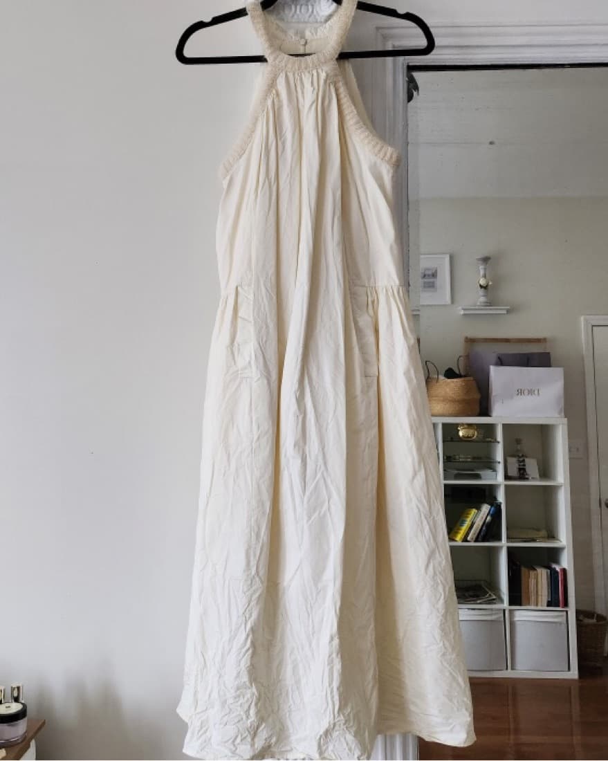 Sleeveless Elegant Maxi Dress - Image 5