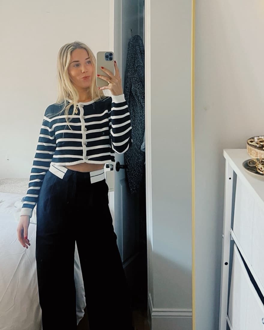 Commense Sweater - Image 1