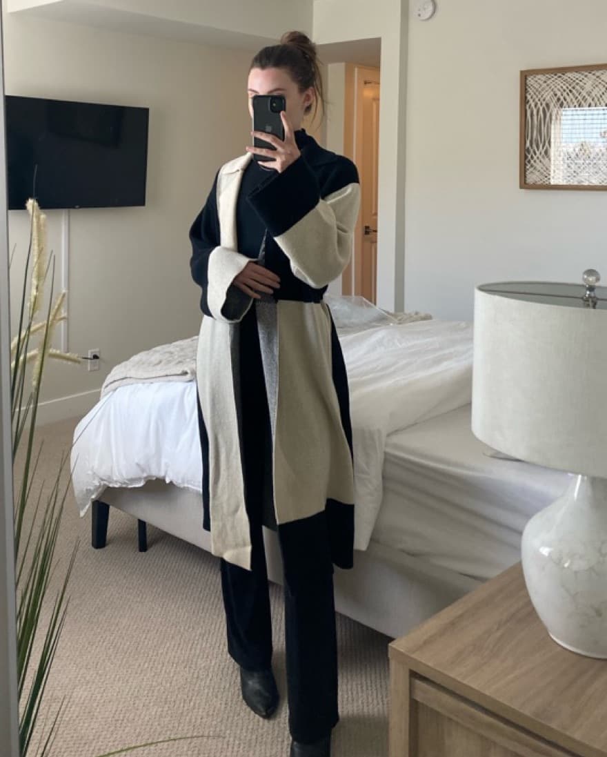 L'Academie Color Block Long Cardigan - Image 4