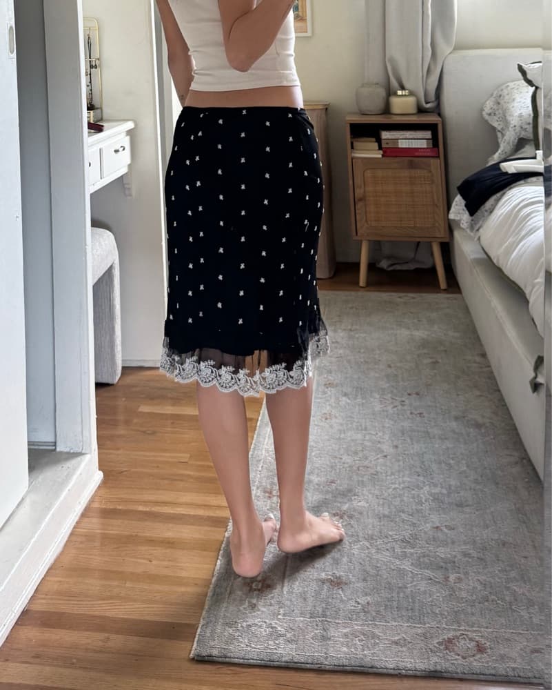Vintage Midi Lenth Skirt  - Image 3