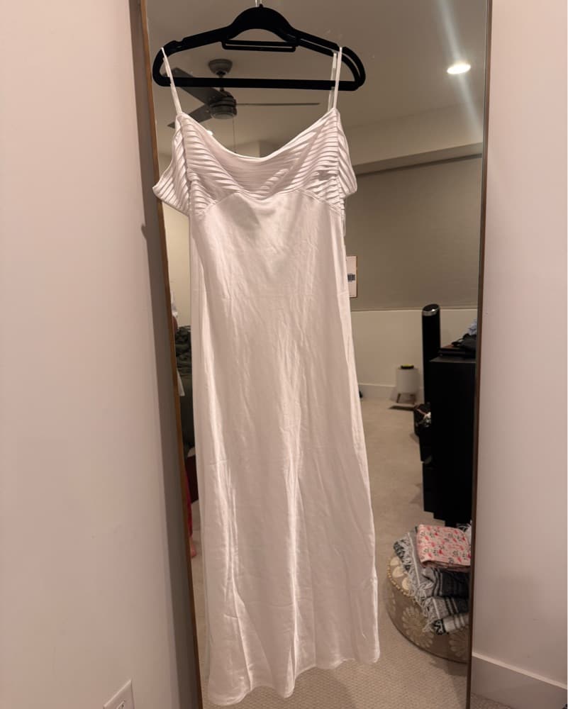 White Dress - Image 4